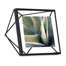 Cargar imagen en el visor de la galería, Prisma Negro con foto de 10x10
